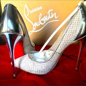 NIB- Never Worn- Christian Louboutin Pumps “Follies Resille” size 4.5 US